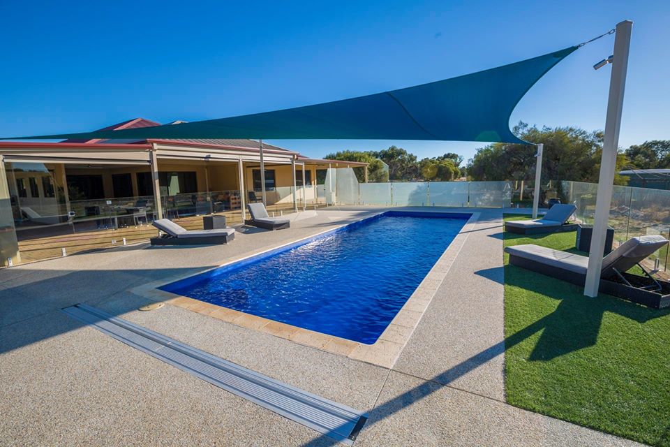 Make this summer one to remember with a new swimming pool from Freedom. 